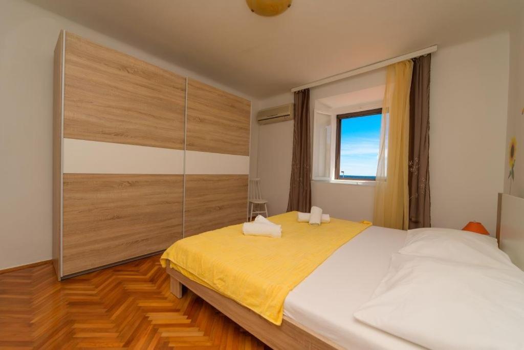 Apartments By The Sea Nerezine, Losinj - 7963 Exterior photo